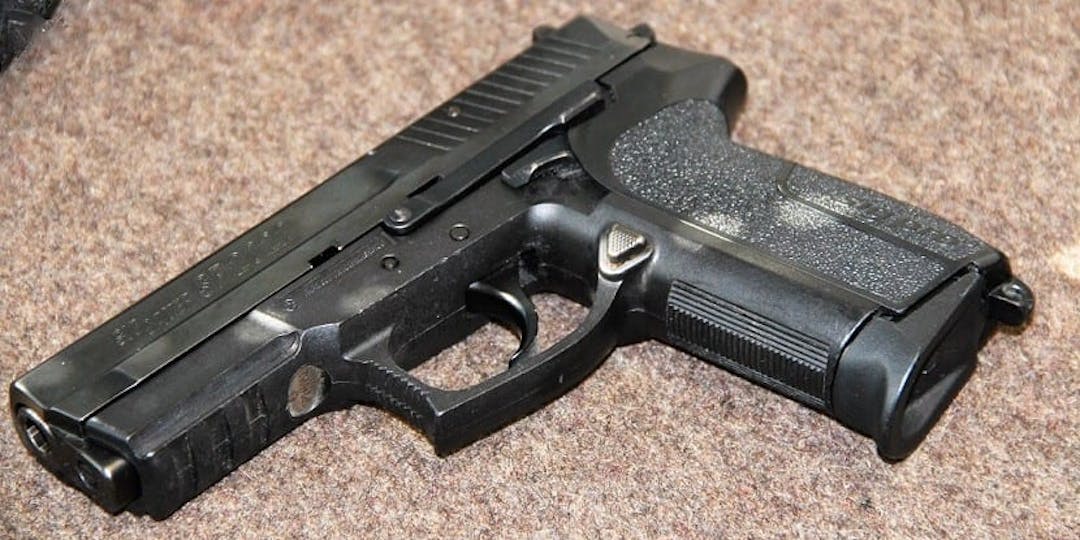 Le SIG Sauer SP 2022, pistolet semi-automatique de 9 mm, arme de dotation individuelle des policiers et des gendarmes (Photo d'illustration SD/L'Essor).