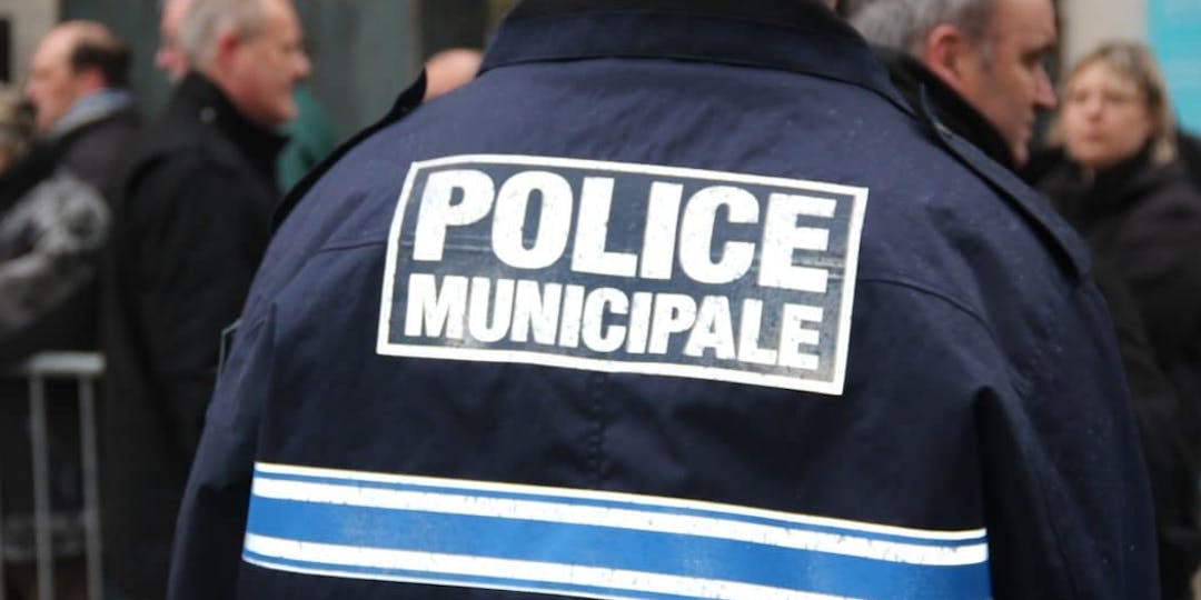 Le chef de la police municipale de Neufchâtel-en-Bray était ivre au moment des faits.