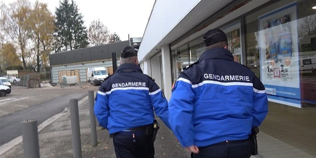Gendarmes en patrouille sur la voie publique (Photo d'illustration)