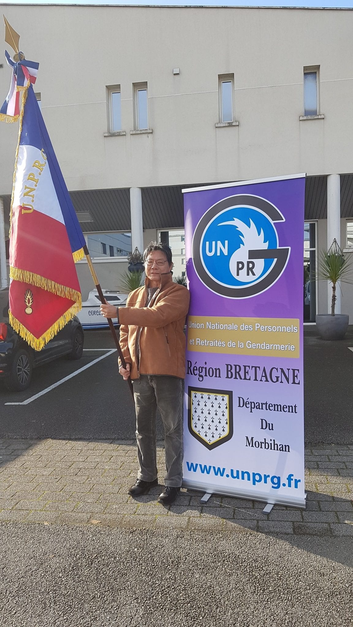 Le porte-drapeau départemental – UD 29 – UNPRG