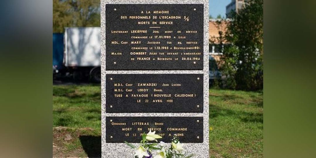 Une stèle à la mémoire de gendarmes tués en Nouvelle-Calédonie