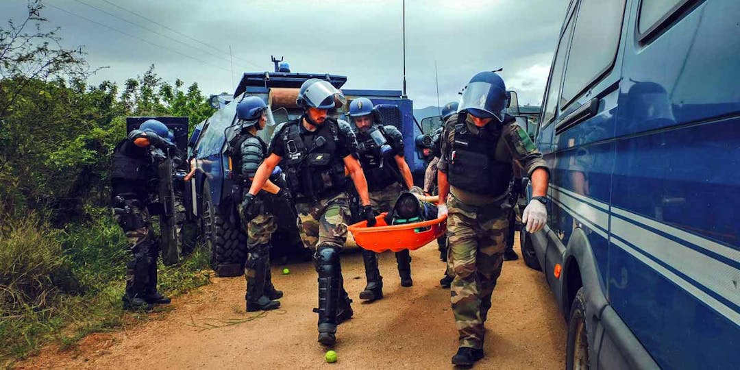 ILLUSTRATION - Des gendarmes à l'entrainement avec l'équipe médicale interarmées des Forces armées en Nouvelle-Calédonie (Photo d'illustration - Gendarmerie de Nouvelle-Calédonie))
