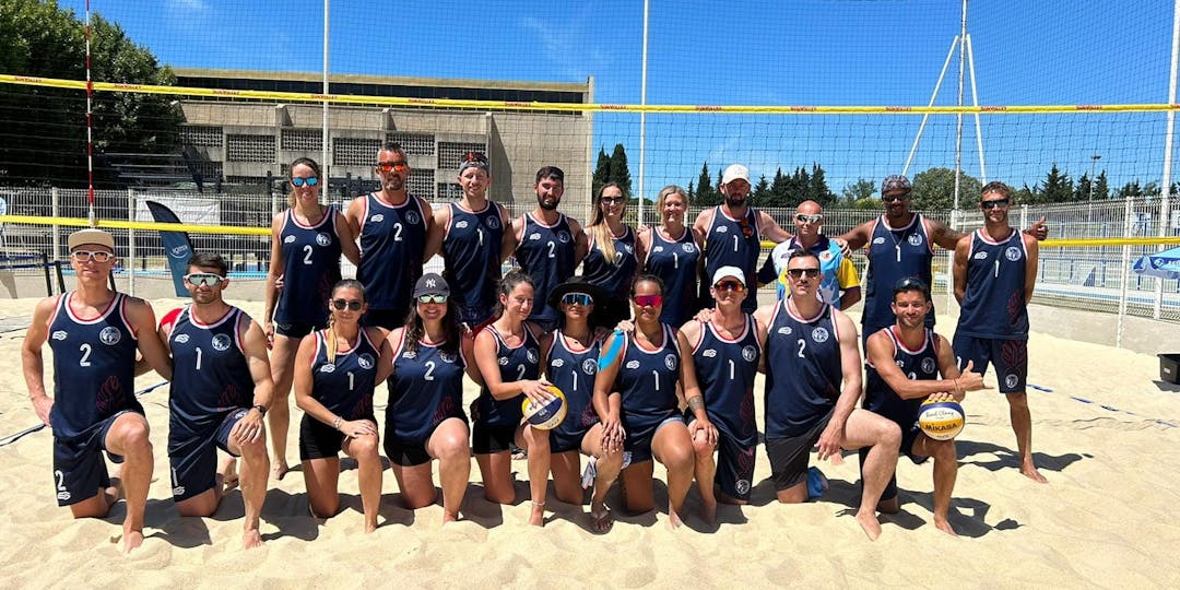 Les équipes masculines et féminines de la Gendarmerie (photo sélection national volley-ball de gendarmerie)