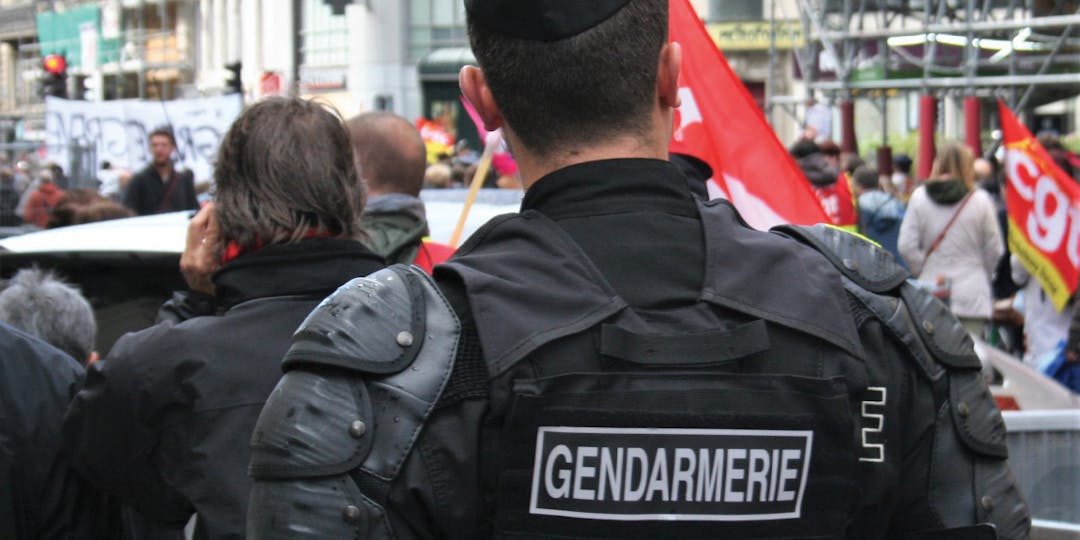 Un gendarme de l’escadron 31/7 de Reims (Photo : L.Picard/L'Essor).