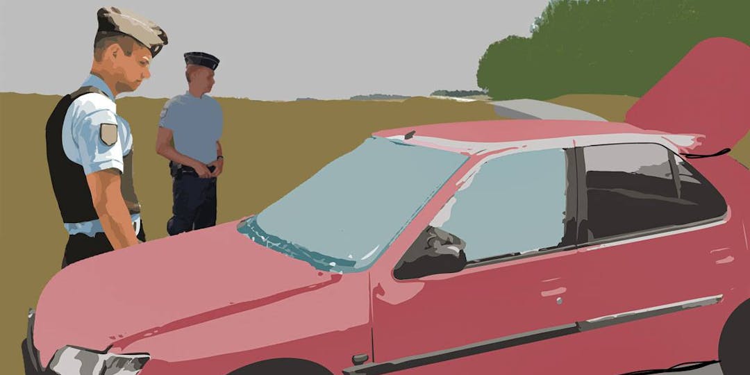 Janvier 2012. Dans un champ de la Somme, à une dizaine de kilomètres à l'est de Péronne, les gendarmes découvrent une voiture abandonnée. C'est le début d'une longue enquête judiciaire.