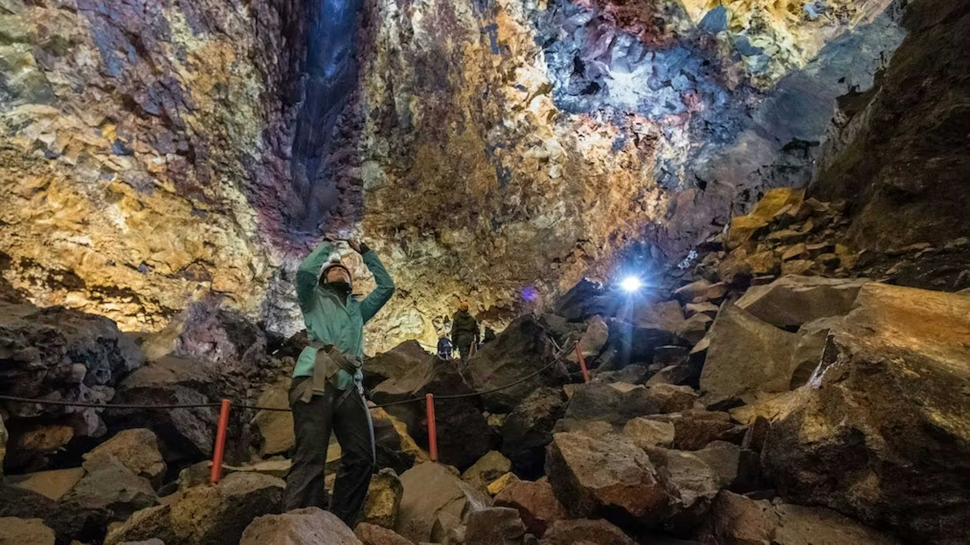Walking deep inside the volcano