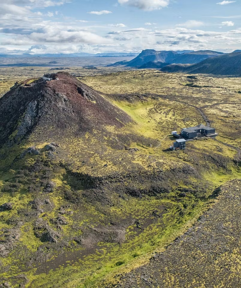 Thríhnúkagígur Volcano Near Reykjavik
