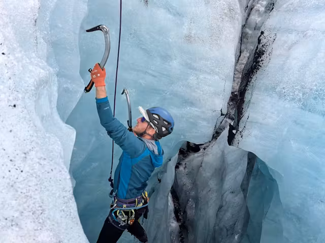 Sólheimajökull Glacier Hike & Ice Climbing