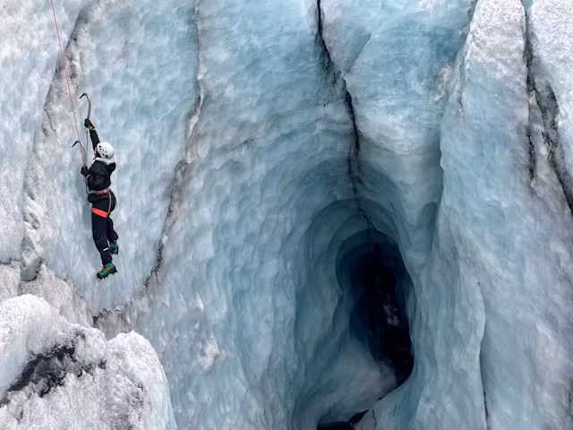 Sólheimajökull Glacier Hike & Ice Climbing