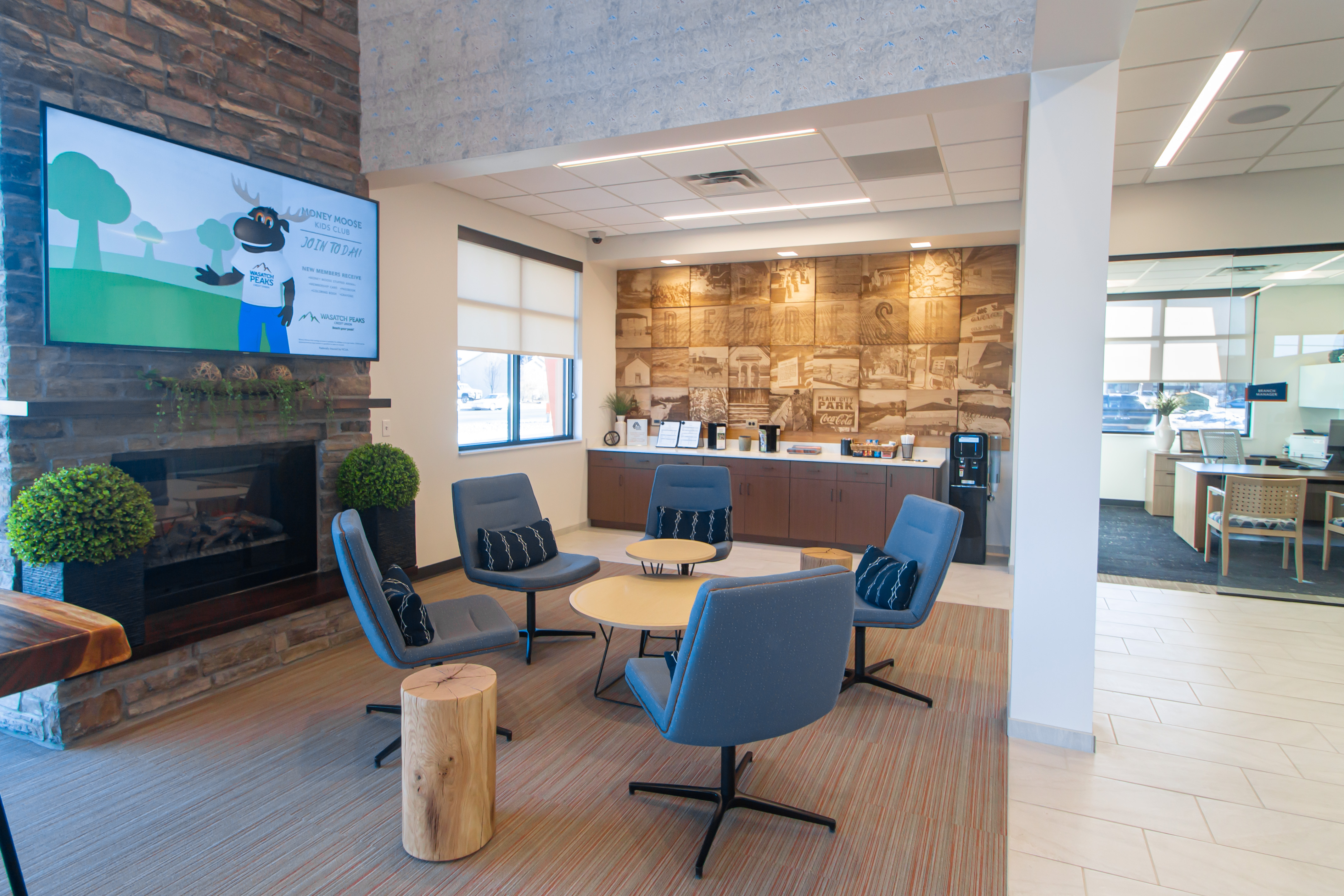 An open lobby meeting area