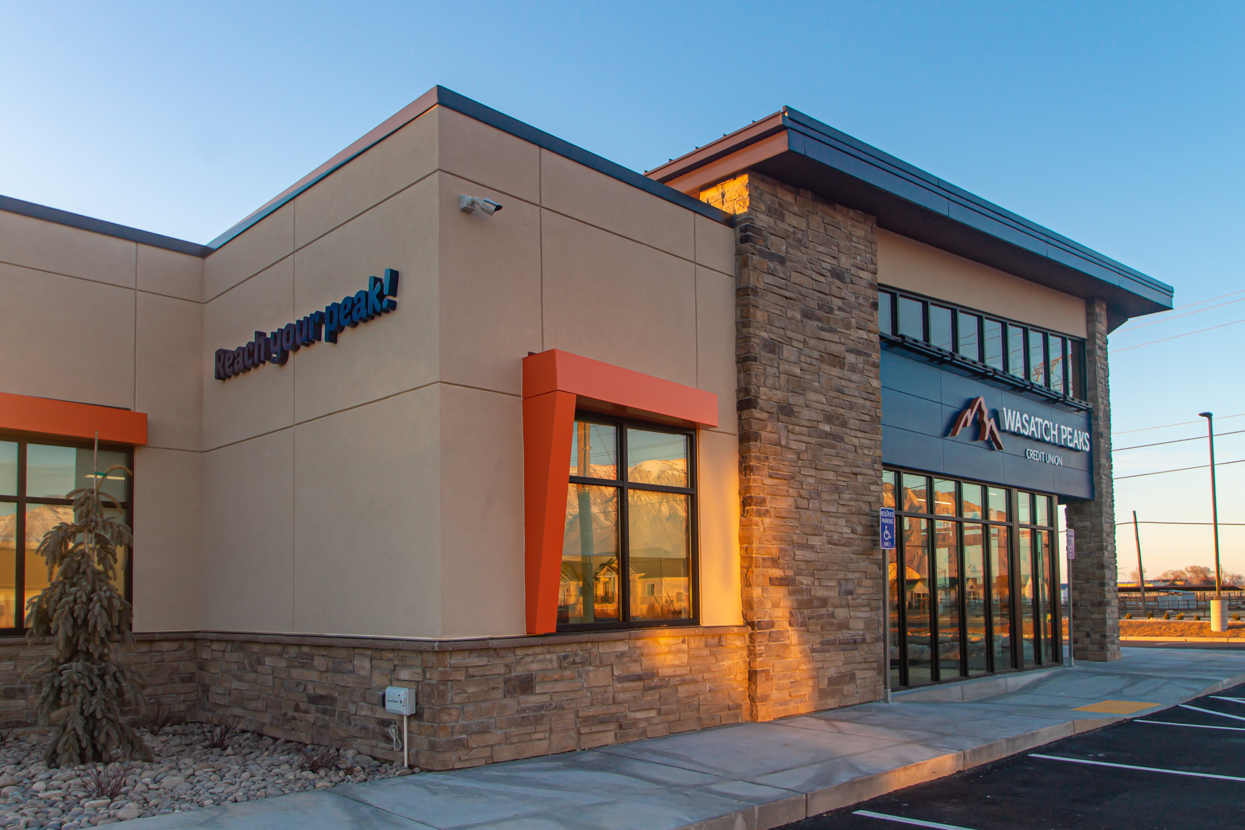 Photo of Wasatch Peaks Credit Union building