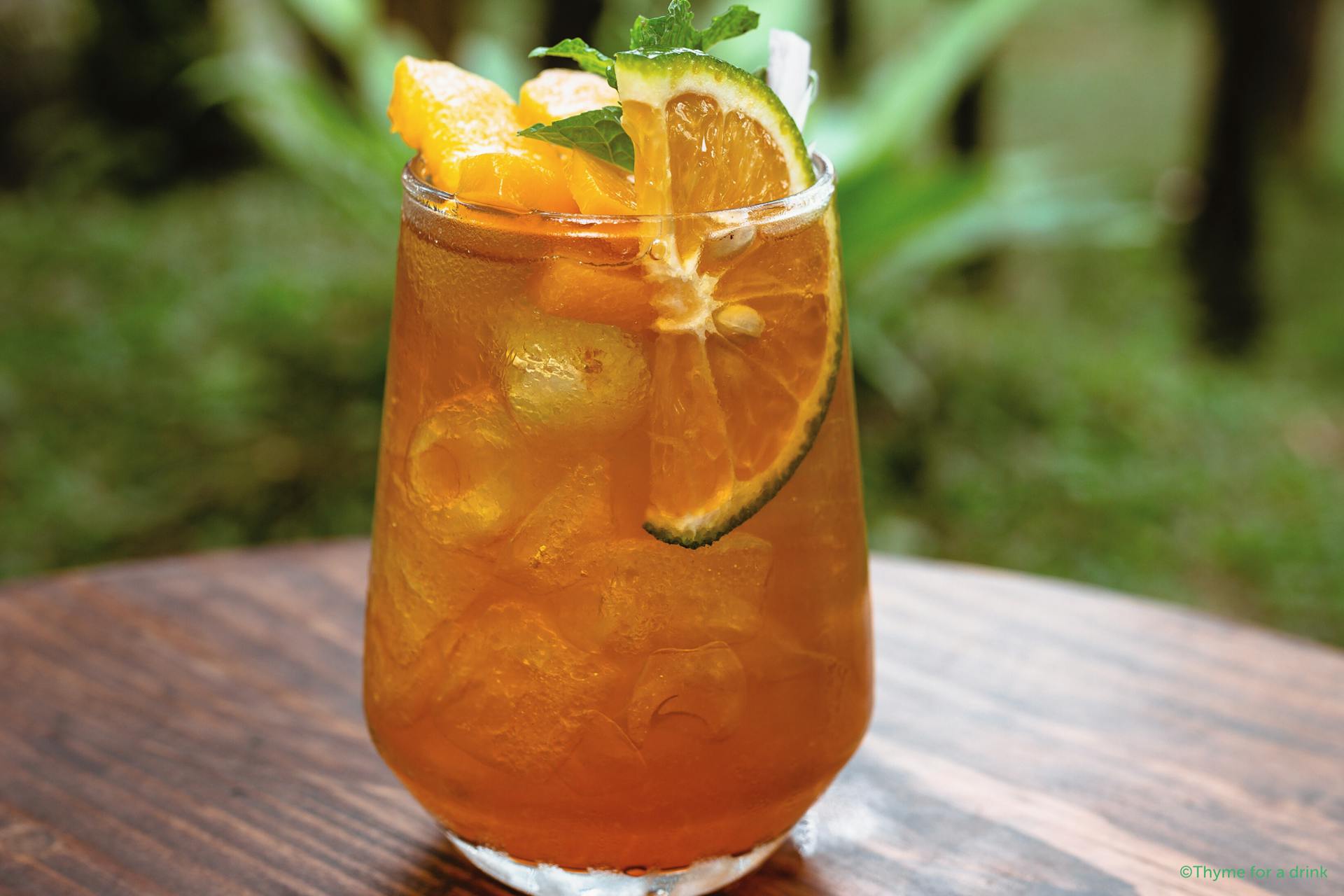 Verkwikkende gember-citrus mocktail