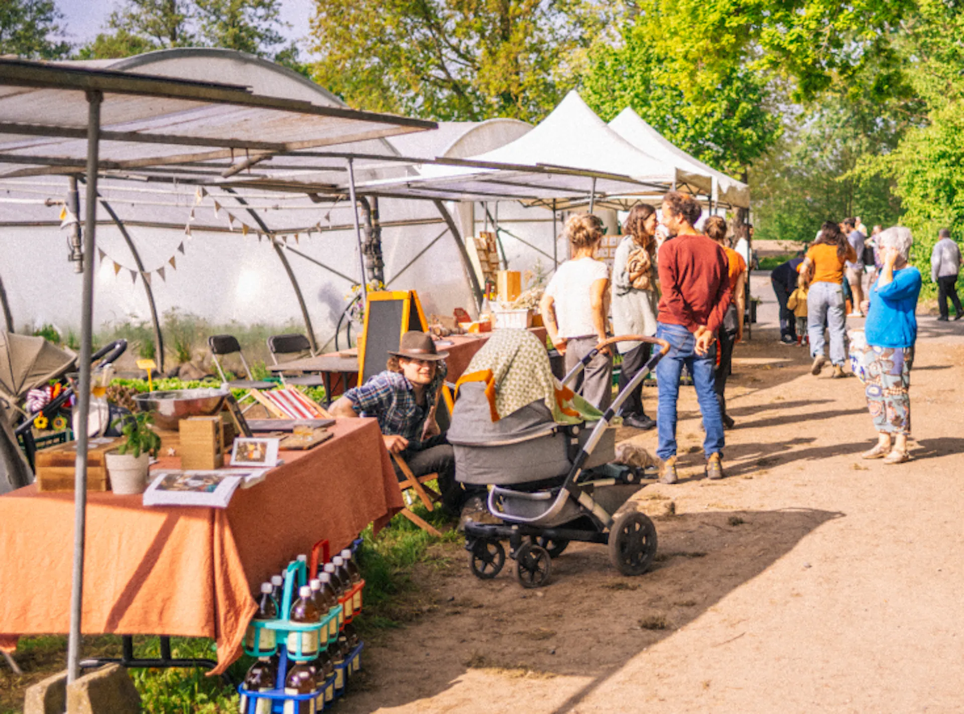 Foto van feestmarkt op De Wassende Maan