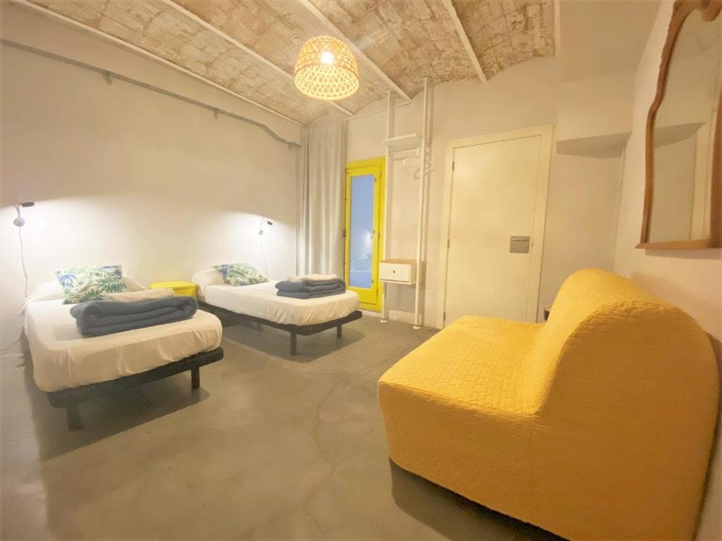 loft hostel twin room with private bathroom