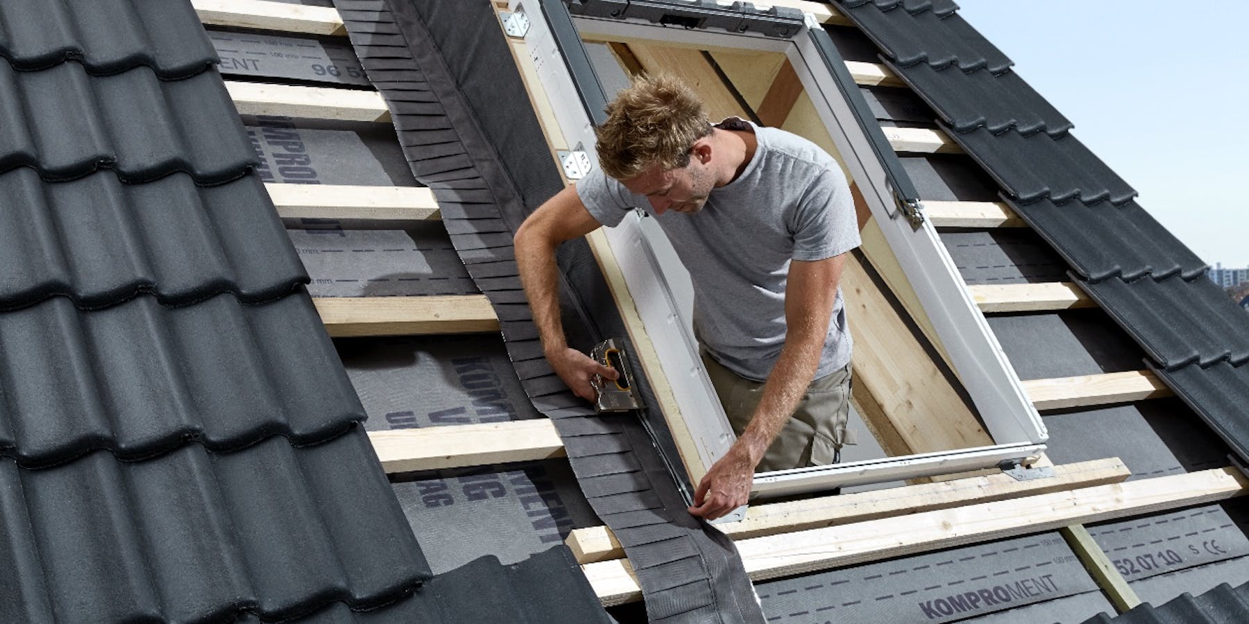 Dachfenster abdichten » Was tun bei undichten Dachfenstern?