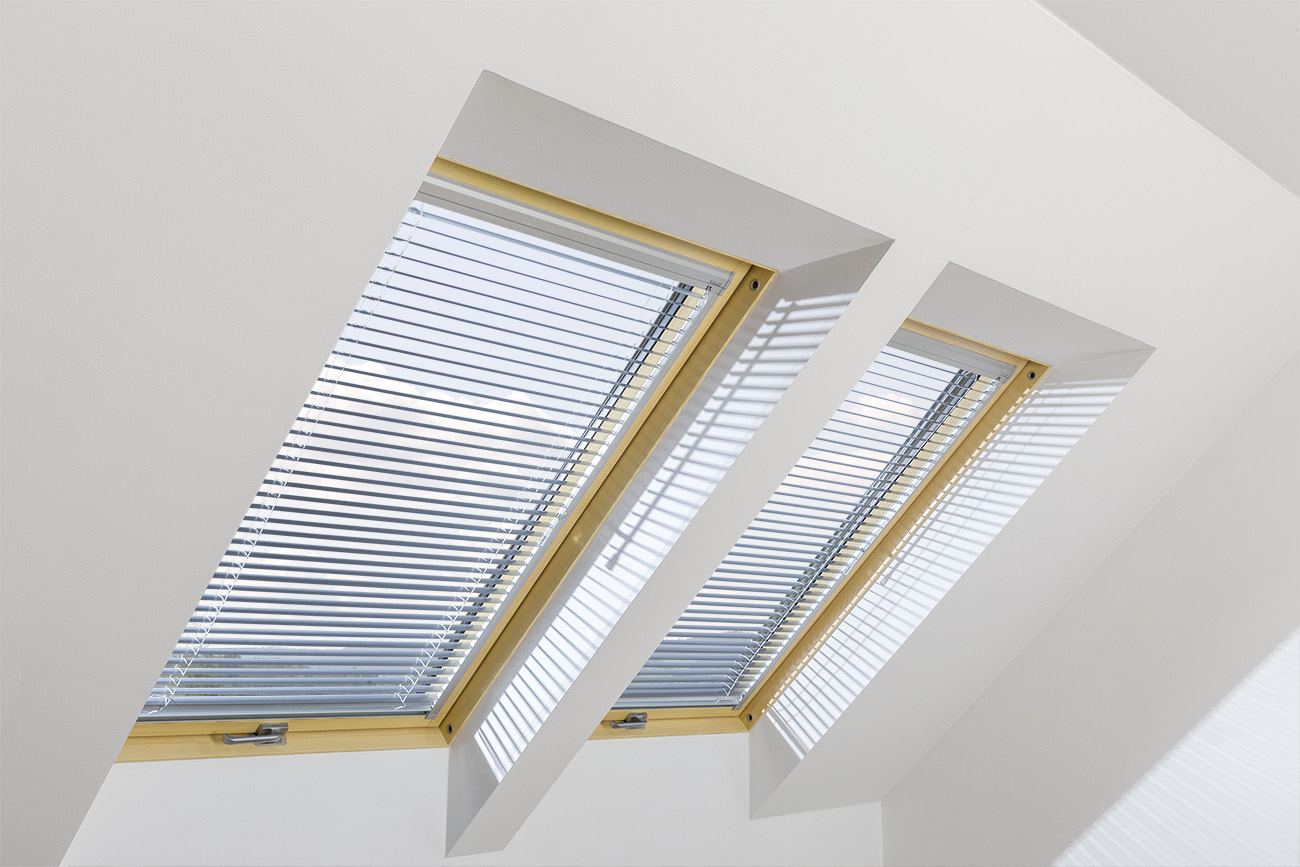 Dachfenster Rollläden innen
