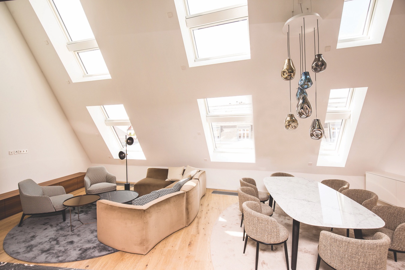 Dachgeschoss einrichten mit Dachschrägenmöbel