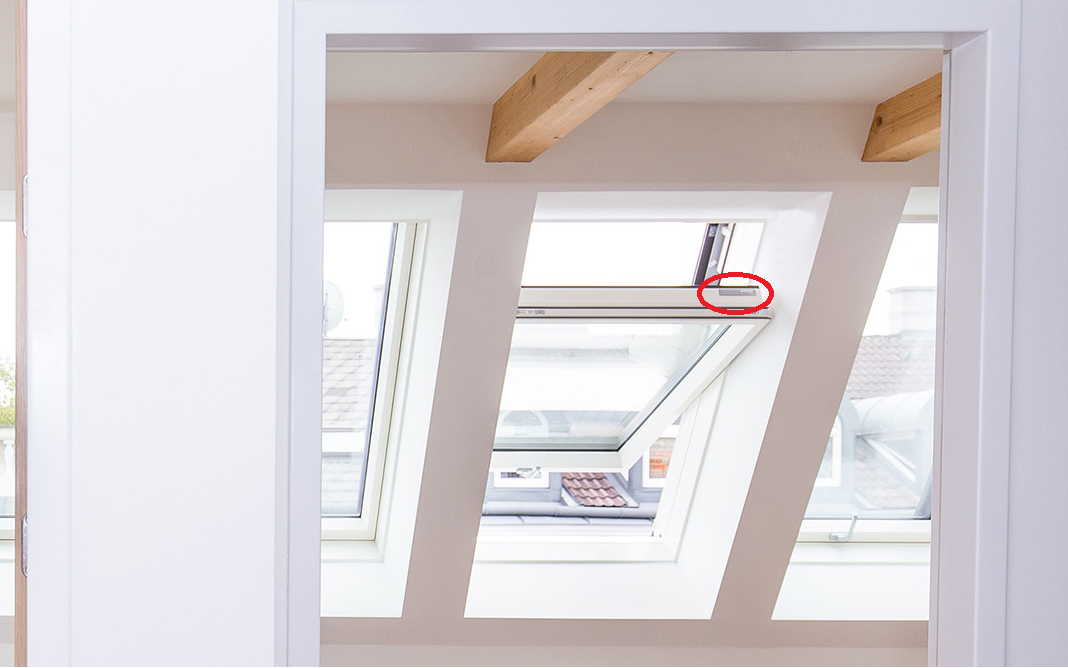 Ermittlung Dachfenster Typenschild  von Velux, Roto, Braas