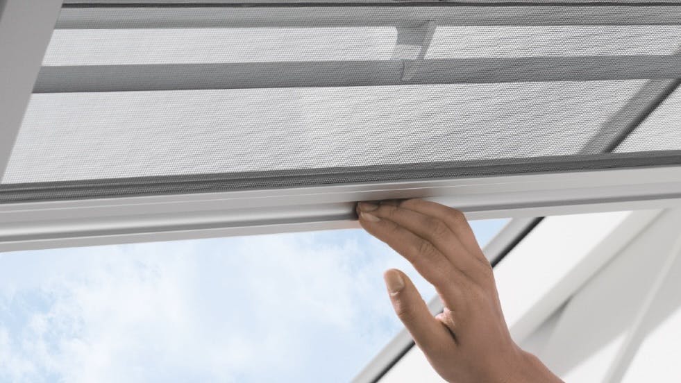 Fliegengitter am Dachfenster Lichtwunder