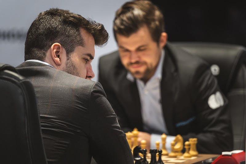 Ian Nepomniachtchi vs Magnus Carlsen