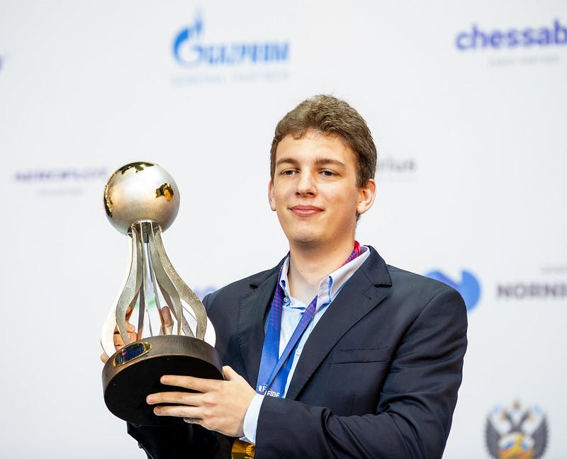 Jan-Krzysztof Duda wins 2021 World Cup