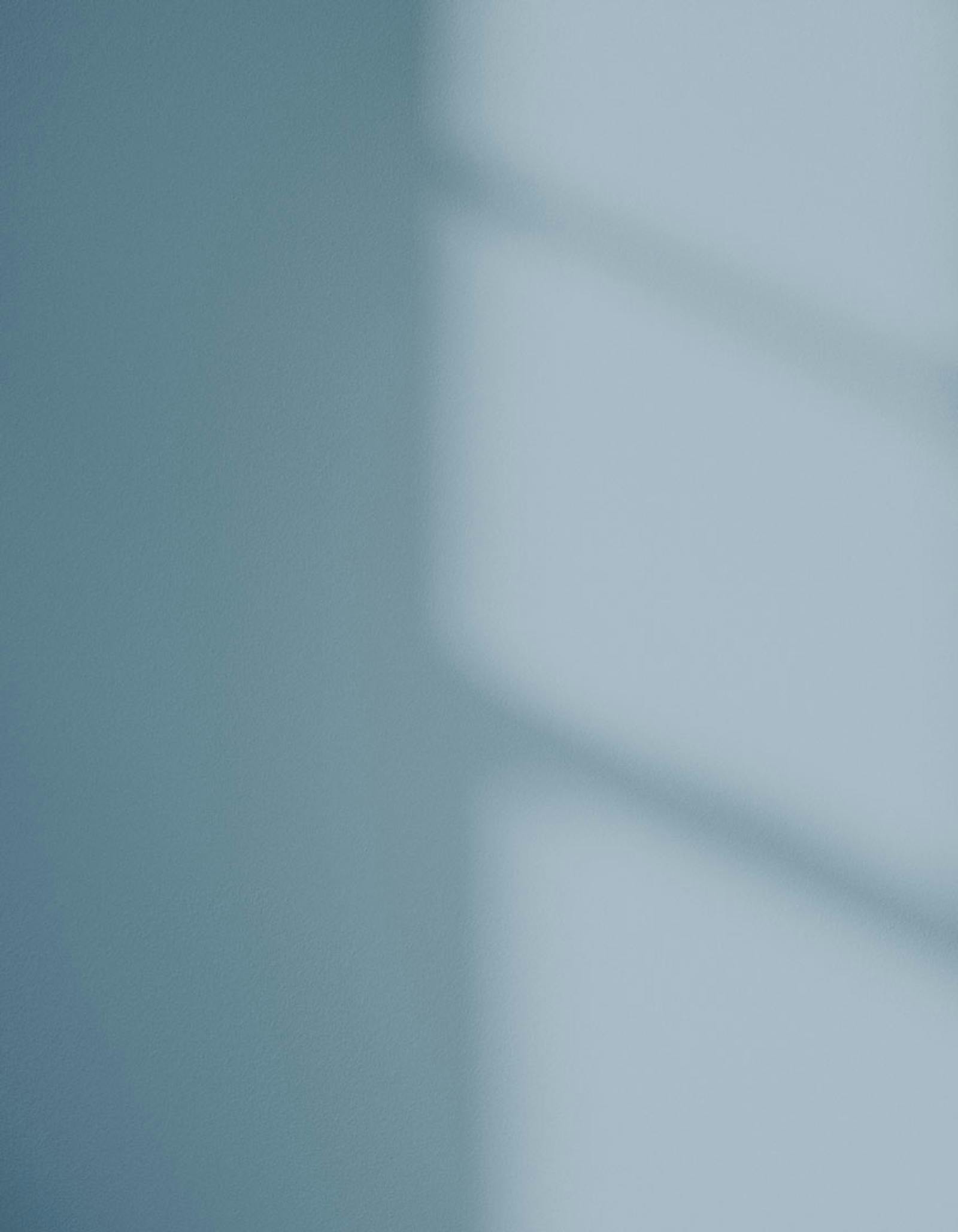 Wall showing Blue 04 in varied natural light