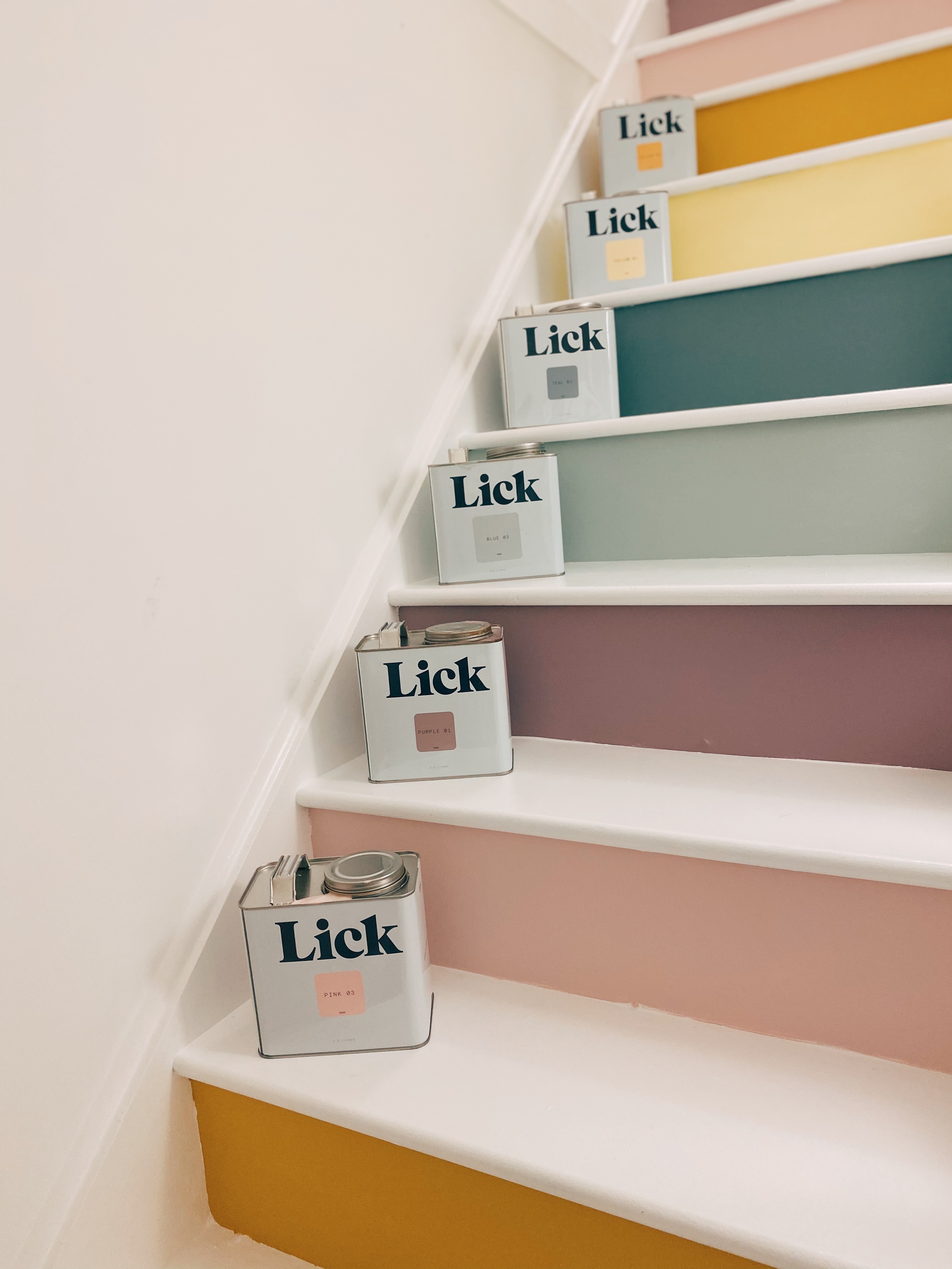 How To Paint Your Staircase How To Lick