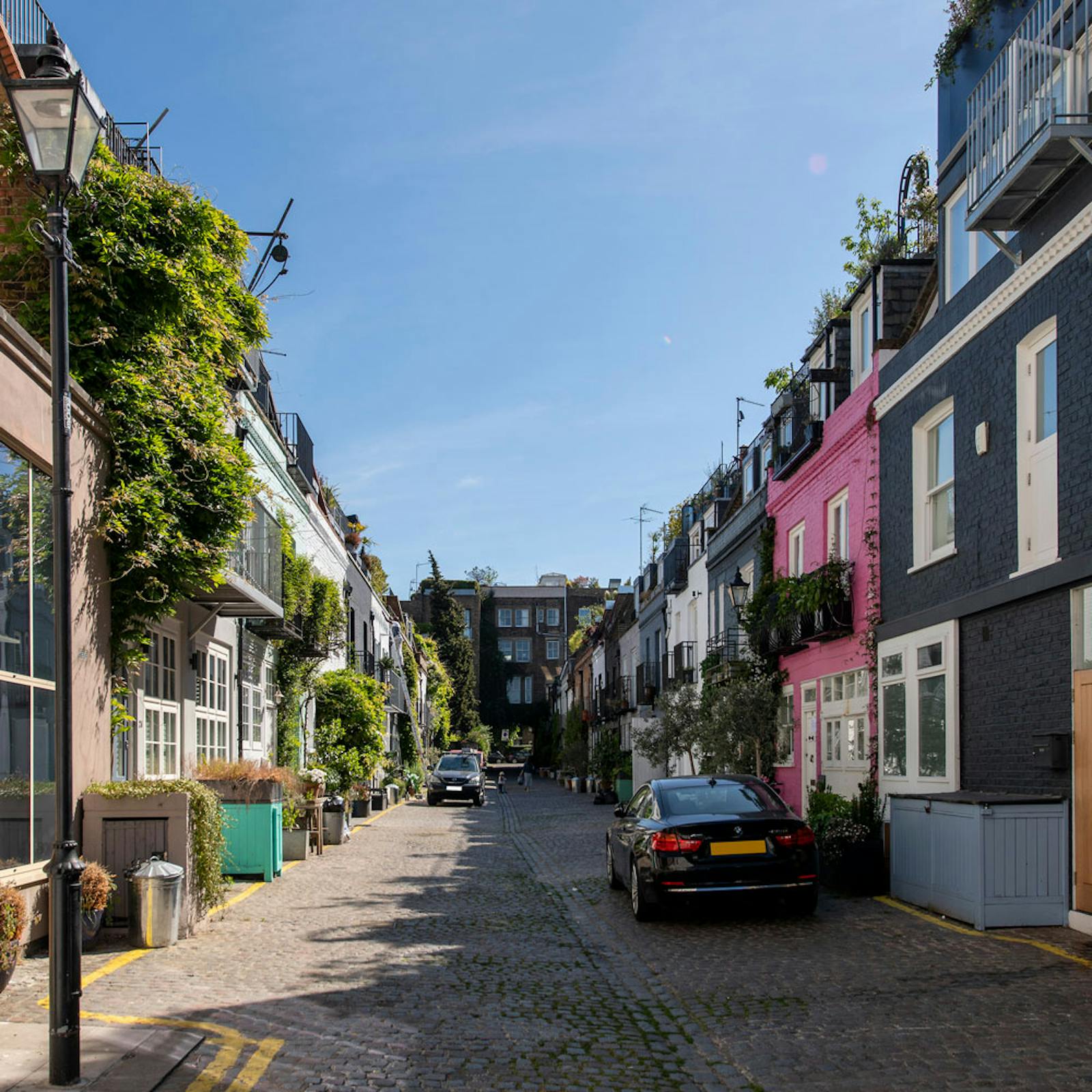 Mews street in Notting Hill London