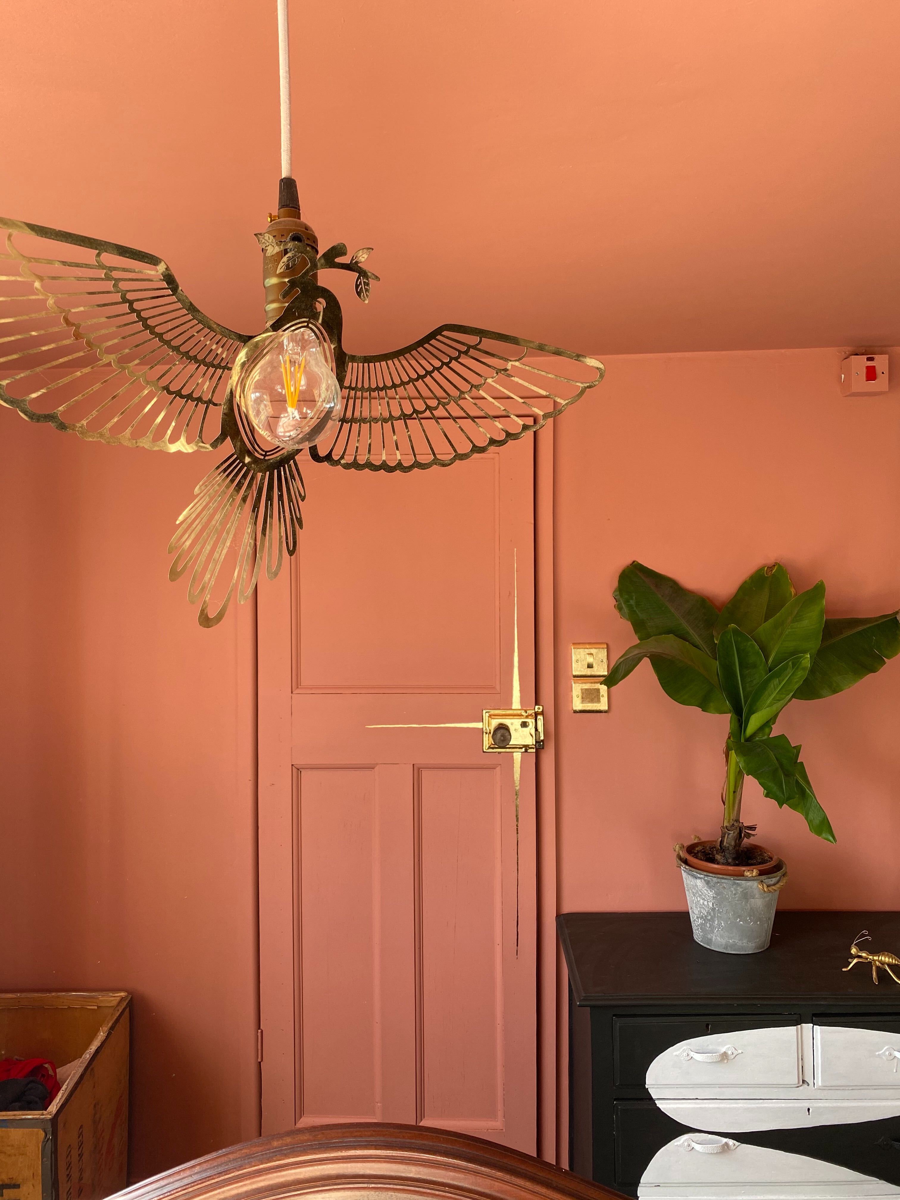 How To Paint A Ceiling - The Best Way To Paint A Ceiling ...