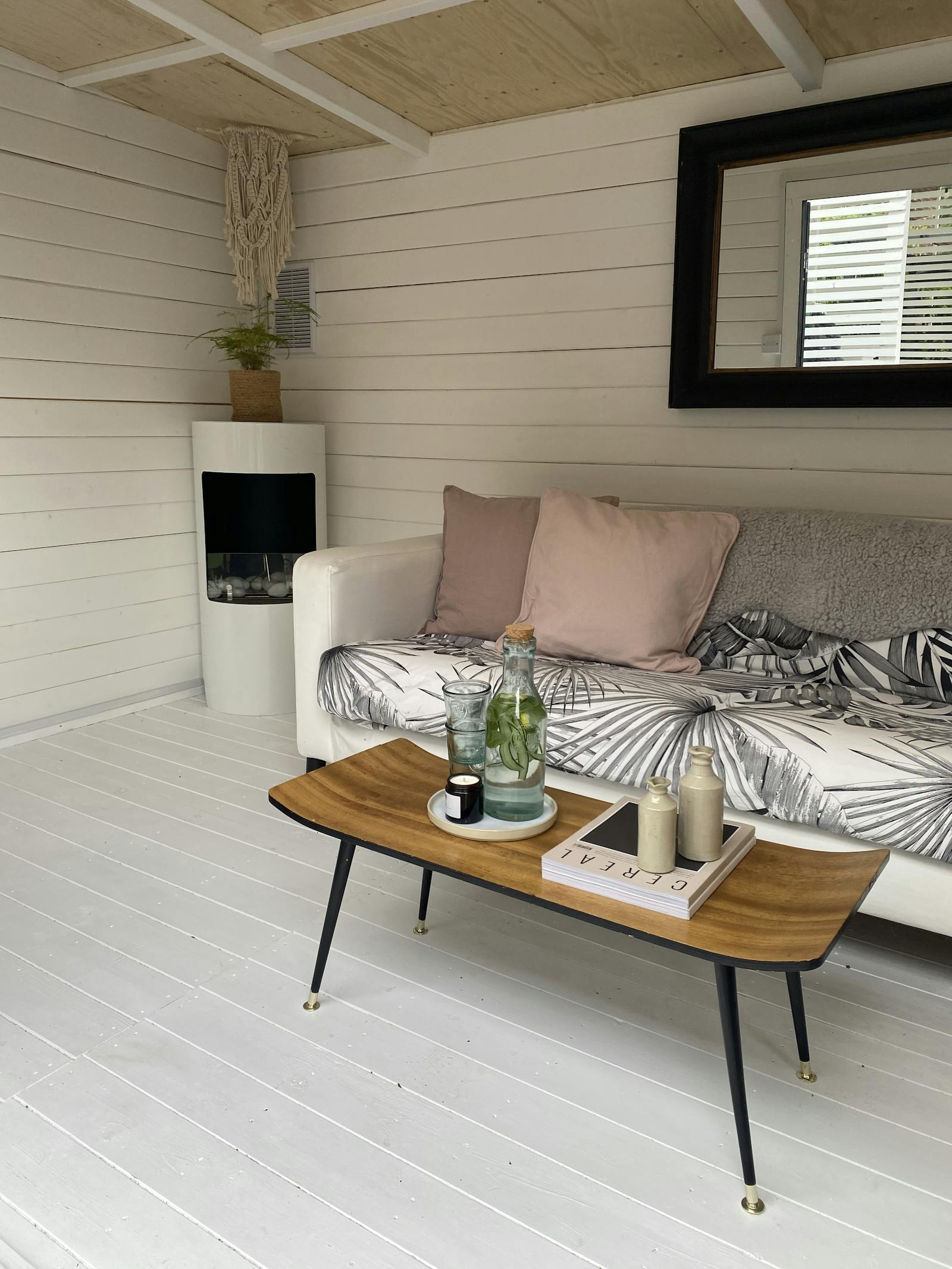 Lounge area with wooden details