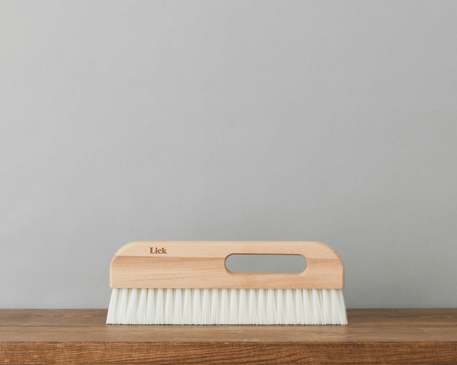 Lick Wallpaper Brush