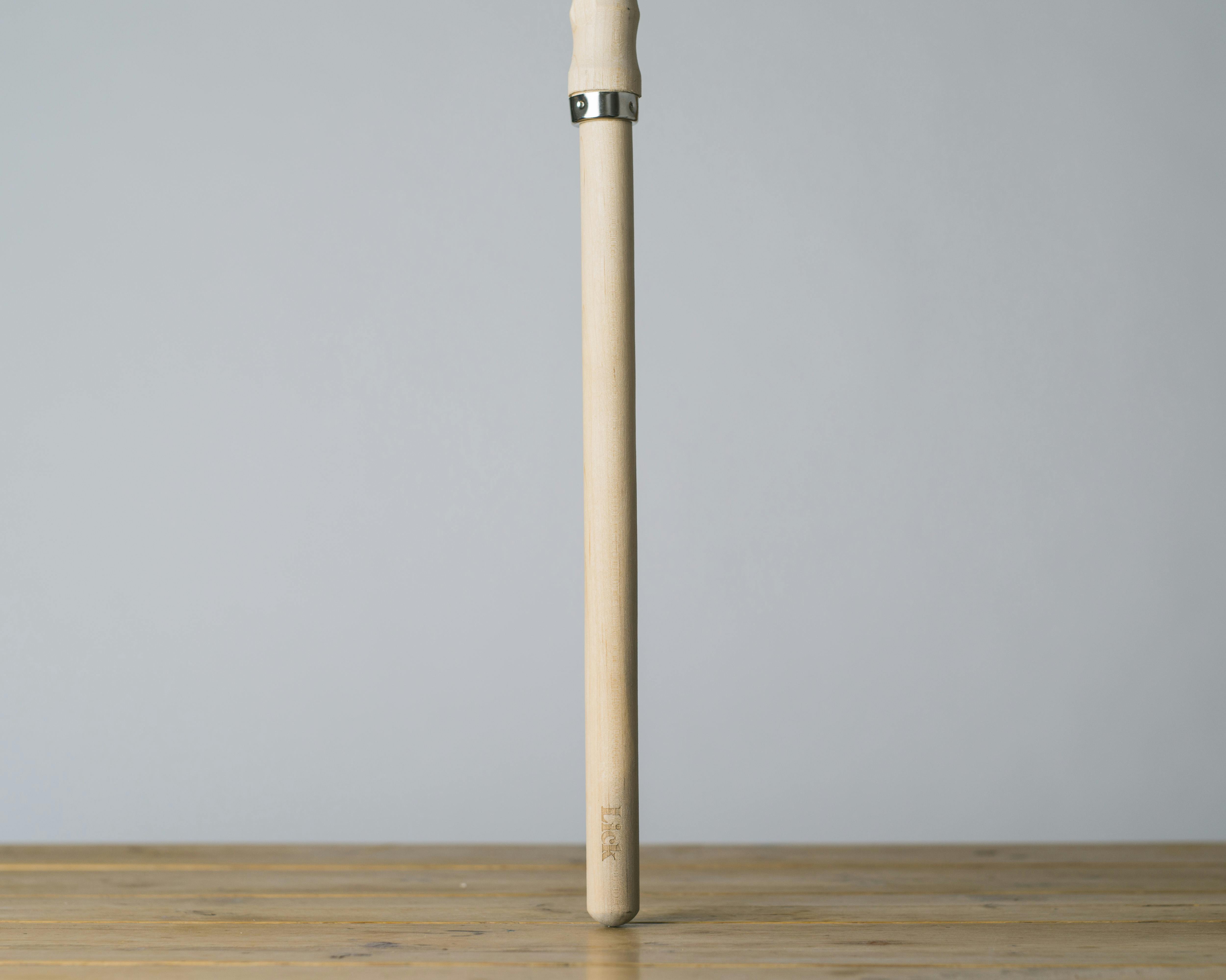Lick Wooden Extension Pole