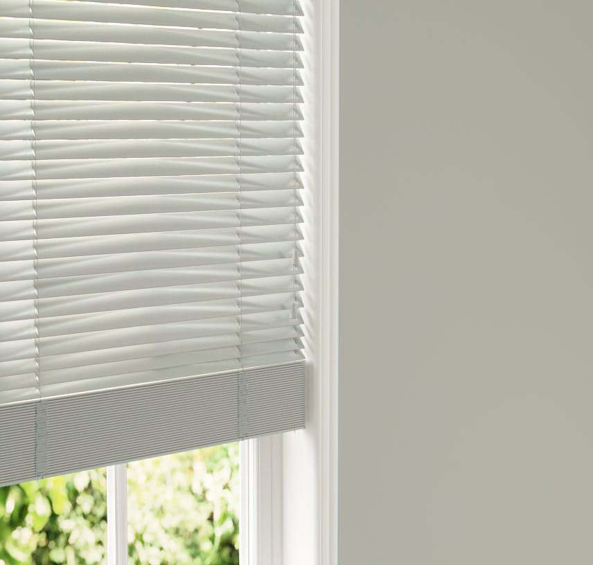 Lick Grey 04 Venetian blinds against Grey 04 wall