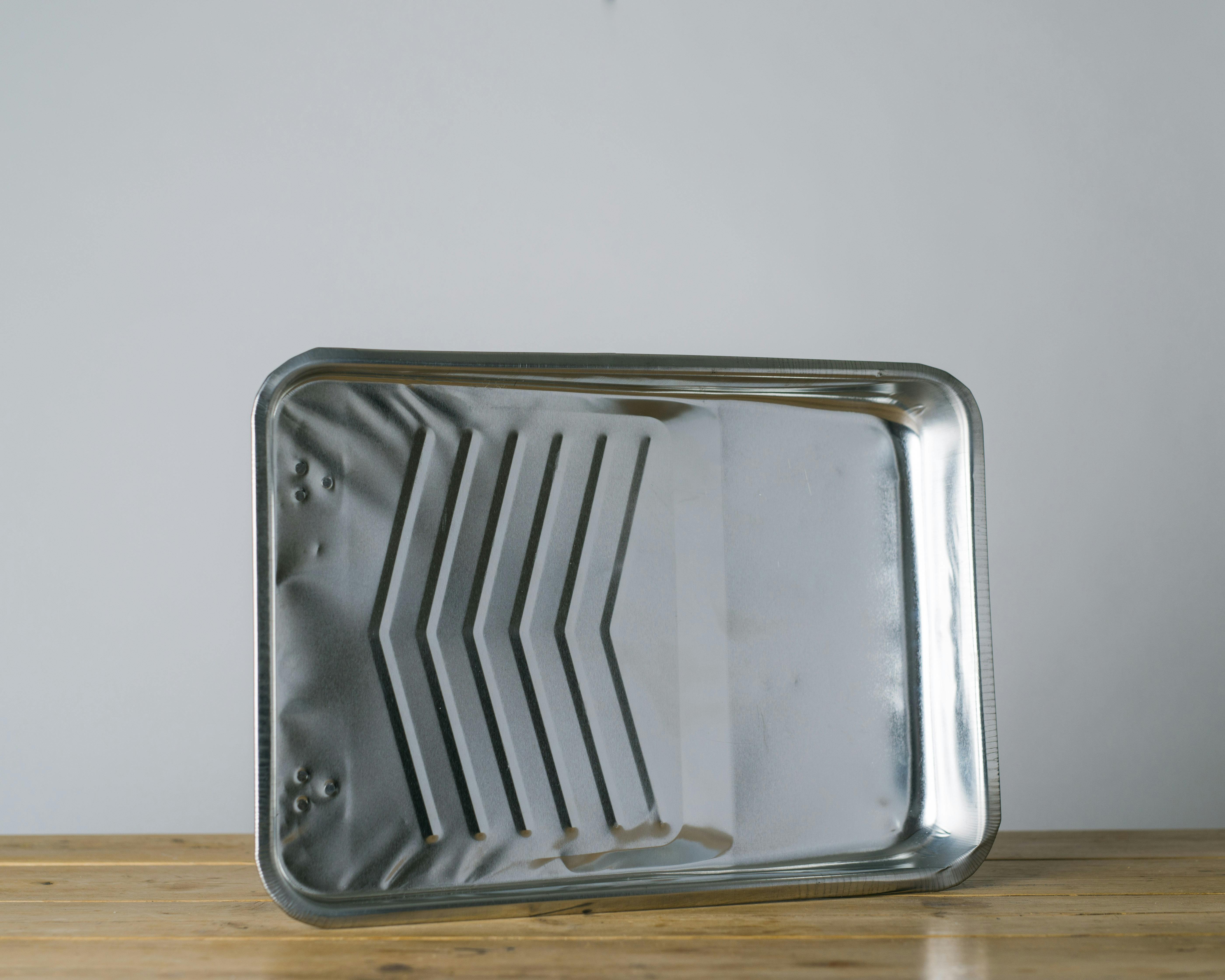 9inch Lick Metal Tray