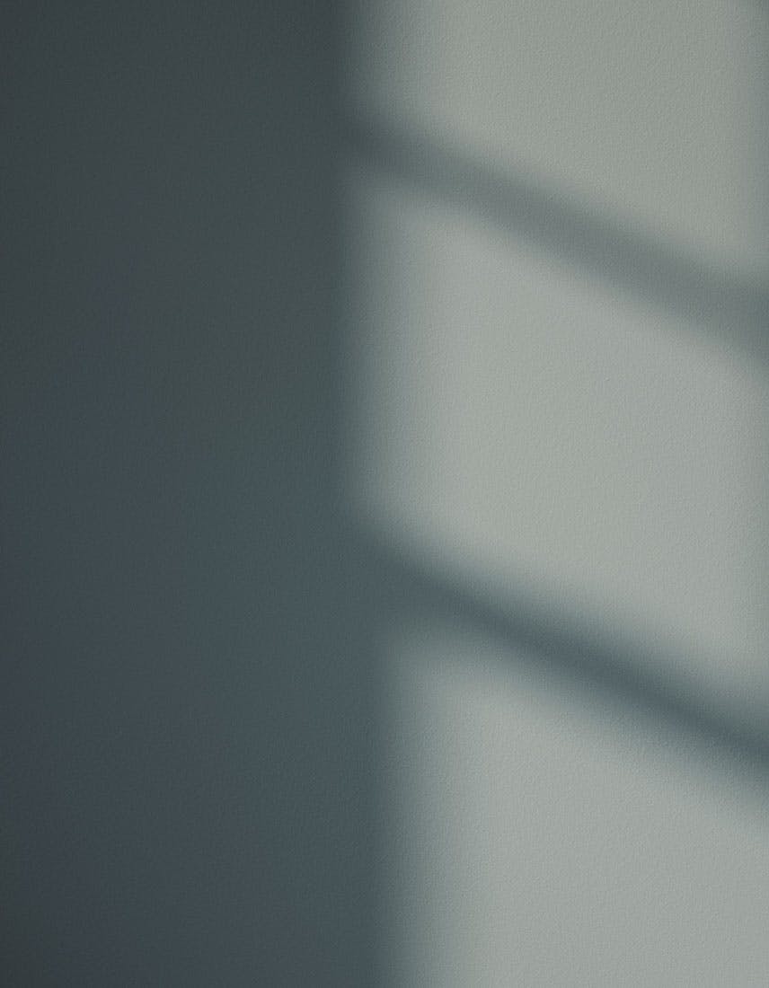 Wall showing Teal 02 in varied natural light
