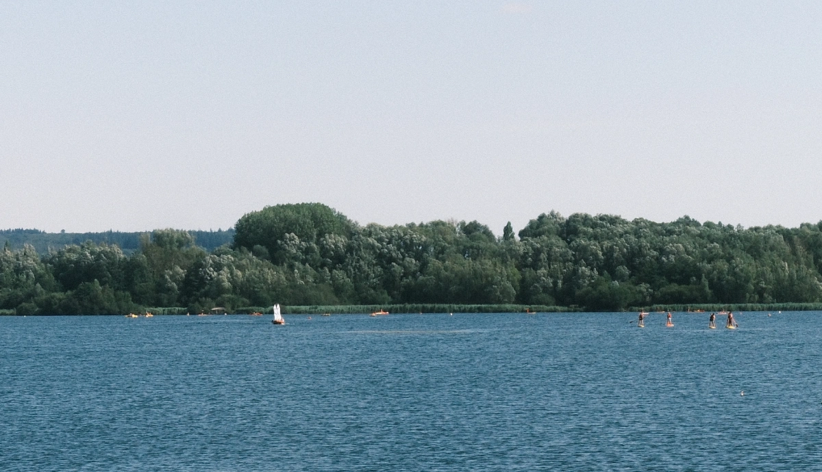 Vue du Lieu Dieu avec le lac