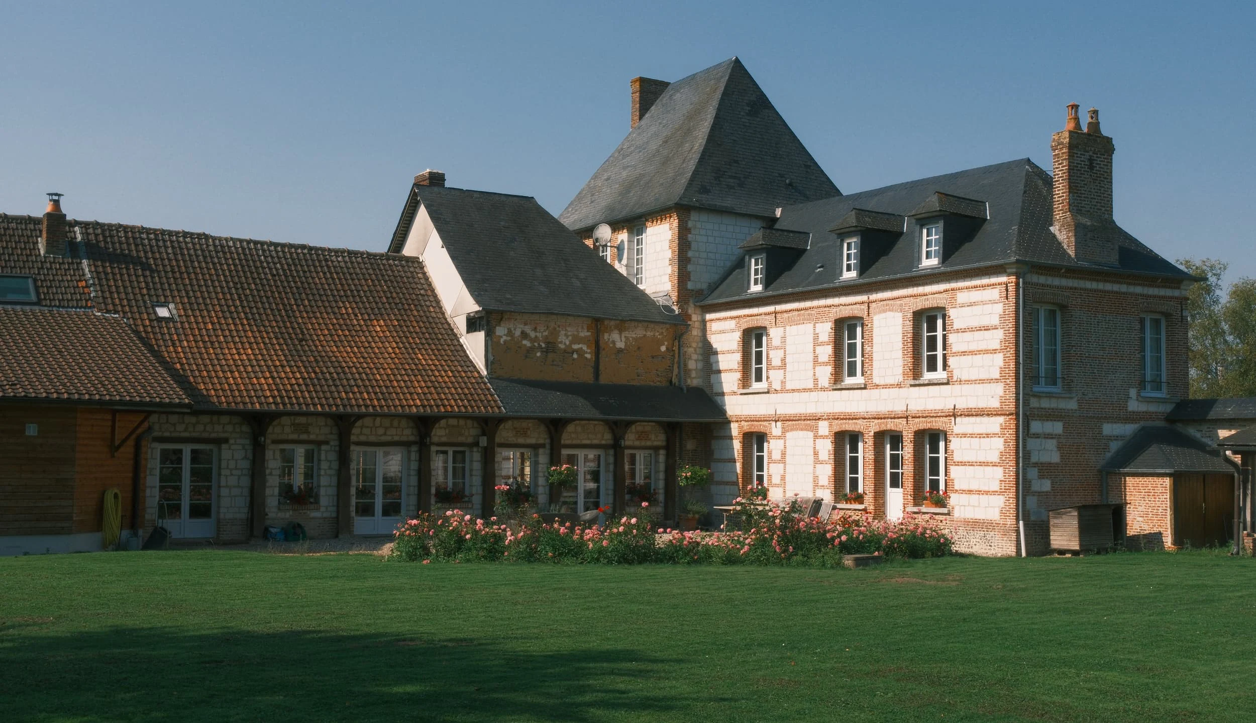 Facade of the group accommodation La Tour, at Le LieuDieu, near the Bay of Somme