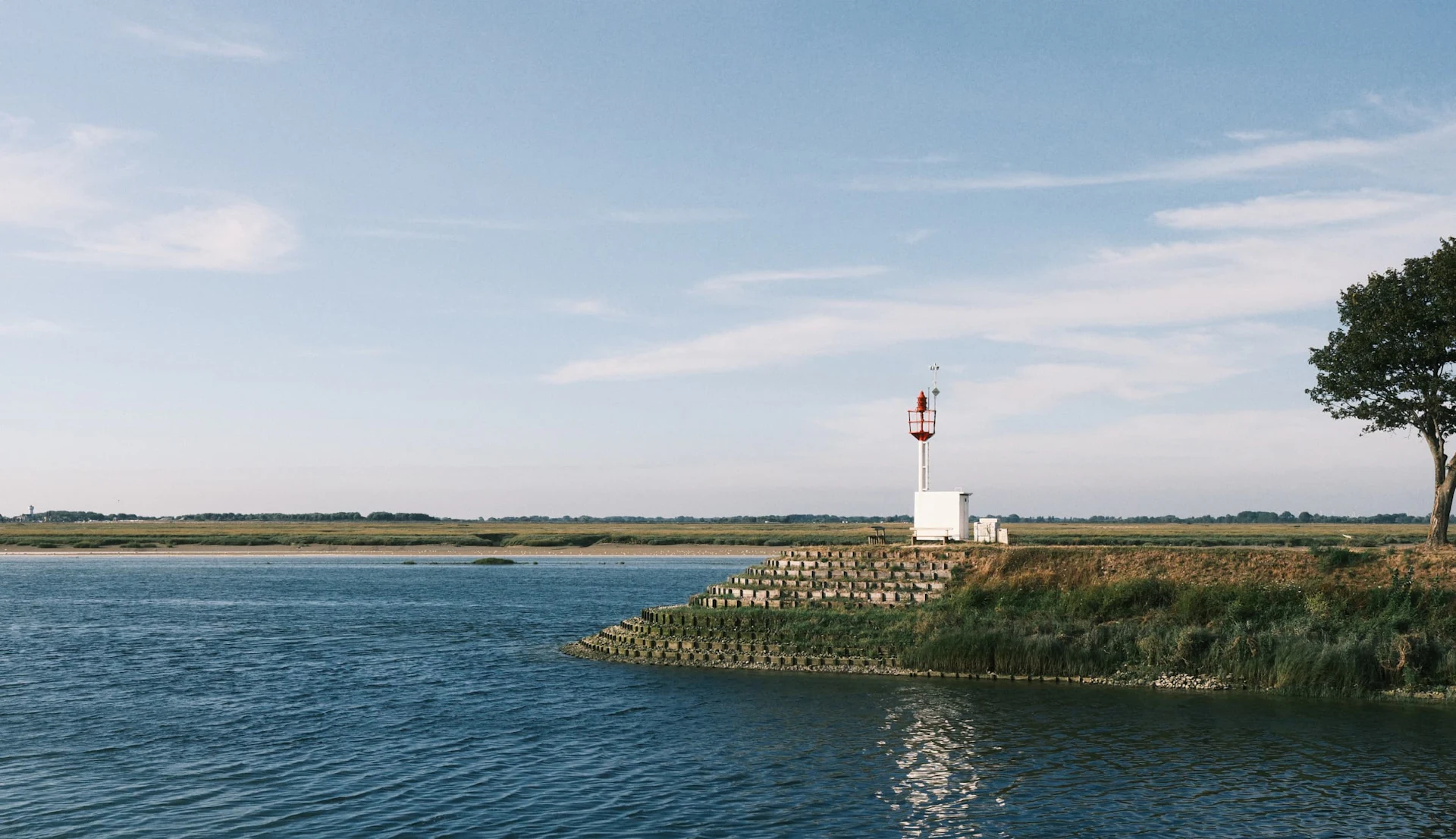 Entrée de l'embouchure de la baie de somme côté de Saint Valery

