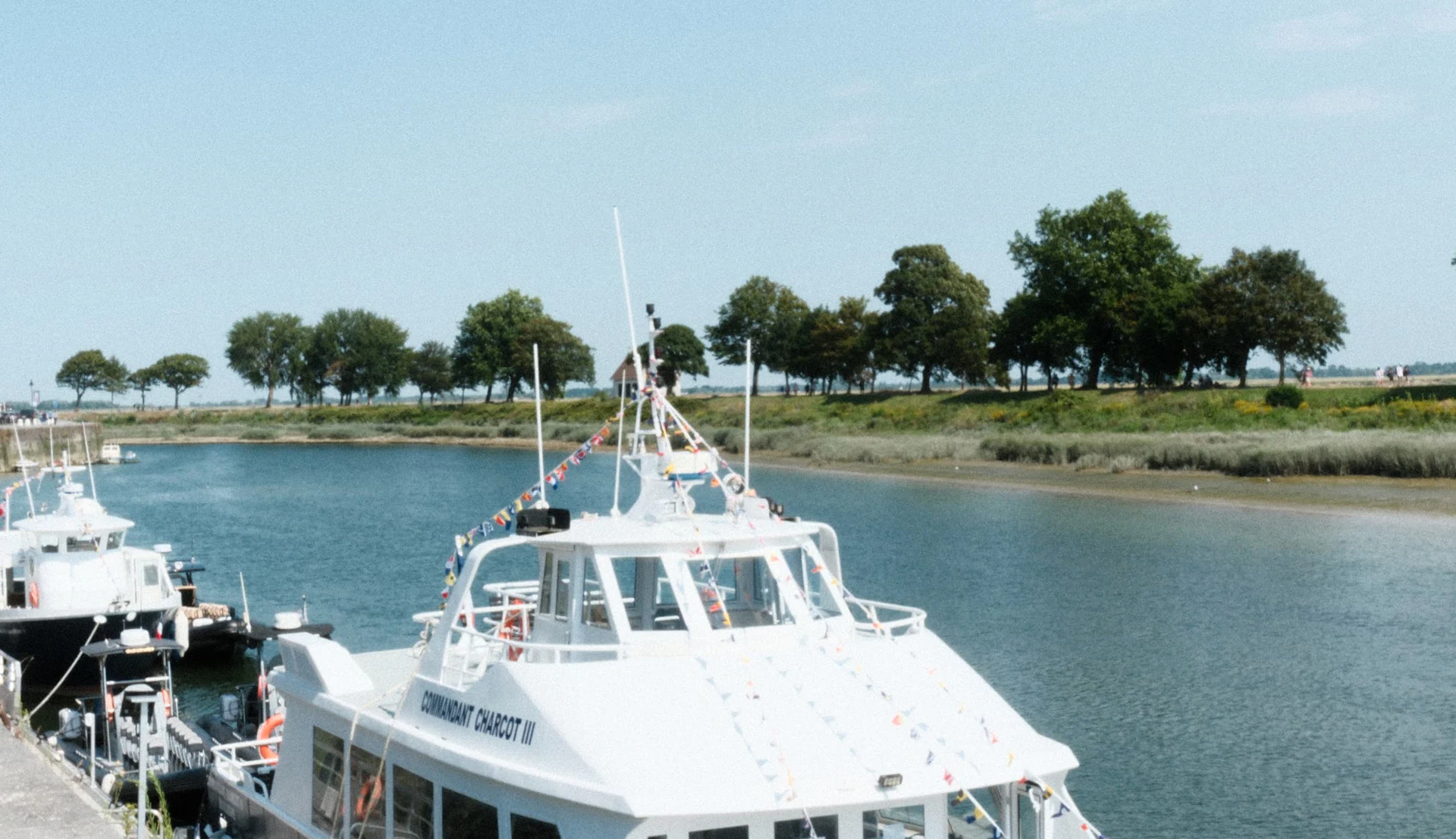 Les bateau du commandant Charcot à quai, avant de partir en Baie pour aller voir les phoques