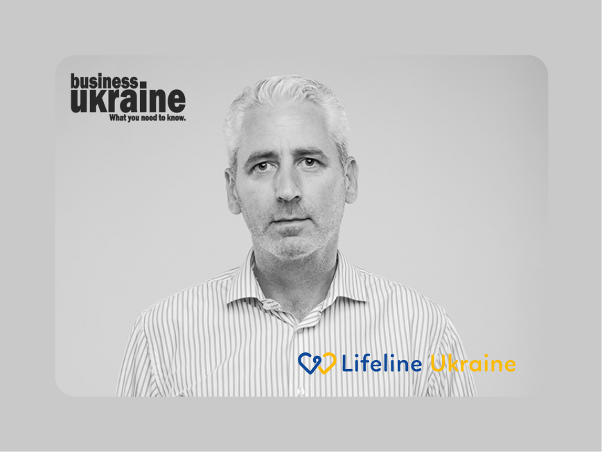 На зображенні - Пол Ніланд та логотипи Business Ukraine та LifeLine Ukraine