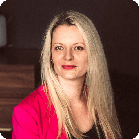 Psychologist, Crisis Consultant, General Manager LifeLine Ukraine Anastasiia Hlazkova