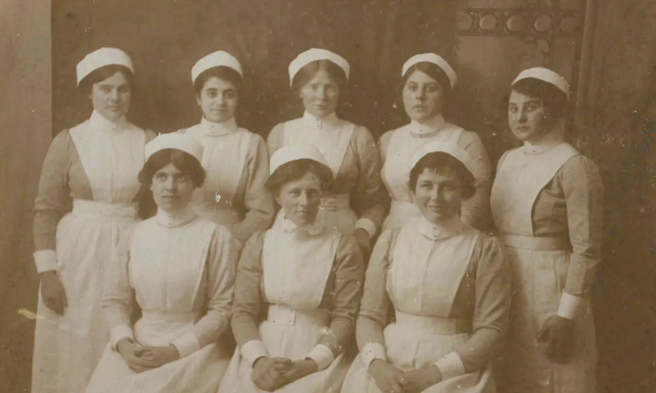 Nurses at Brookwood Hospital, ‘The Staff at 10C Day Nurses’, photograph by Sidney Starr