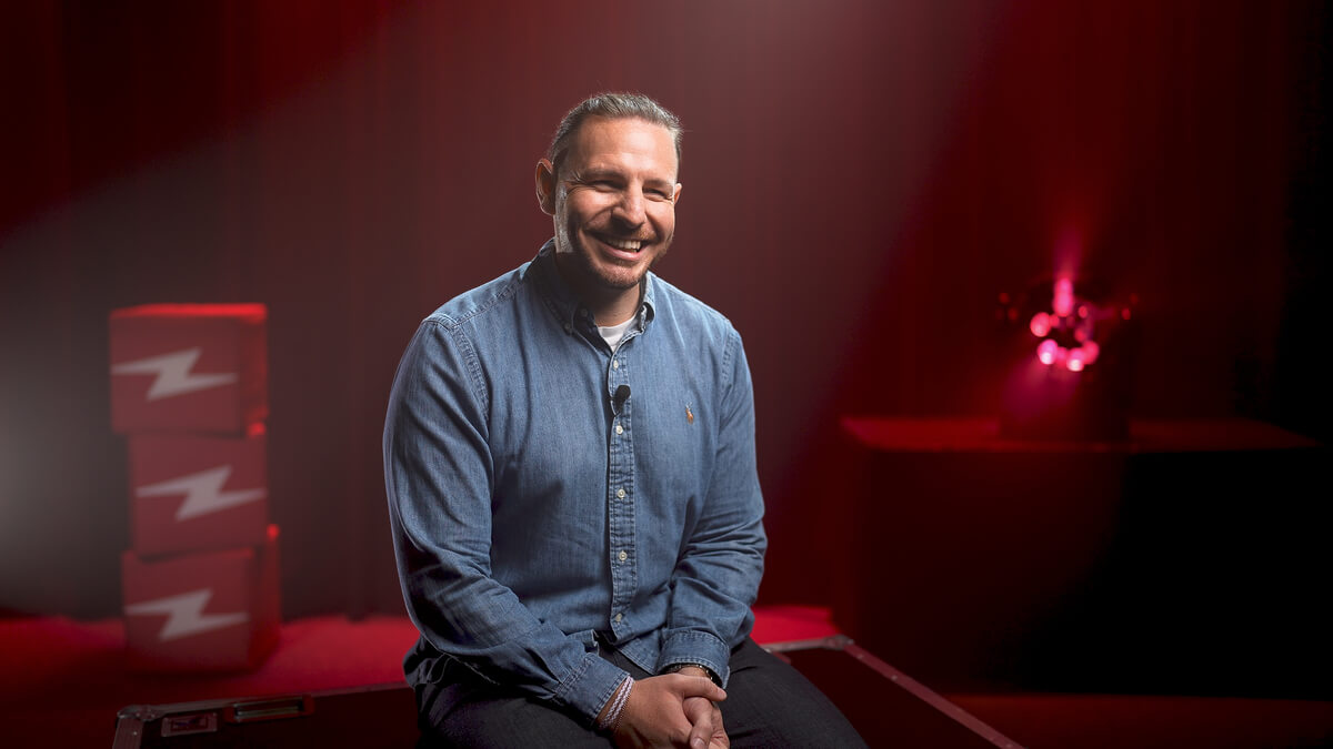 Mitarbeiter Roman über die Zufriedenheit bei Lightpower