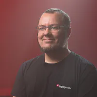 Mitarbeiter Sascha über die Zufriedenheit bei Lightpower