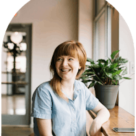 A woman sitting in a cafe
