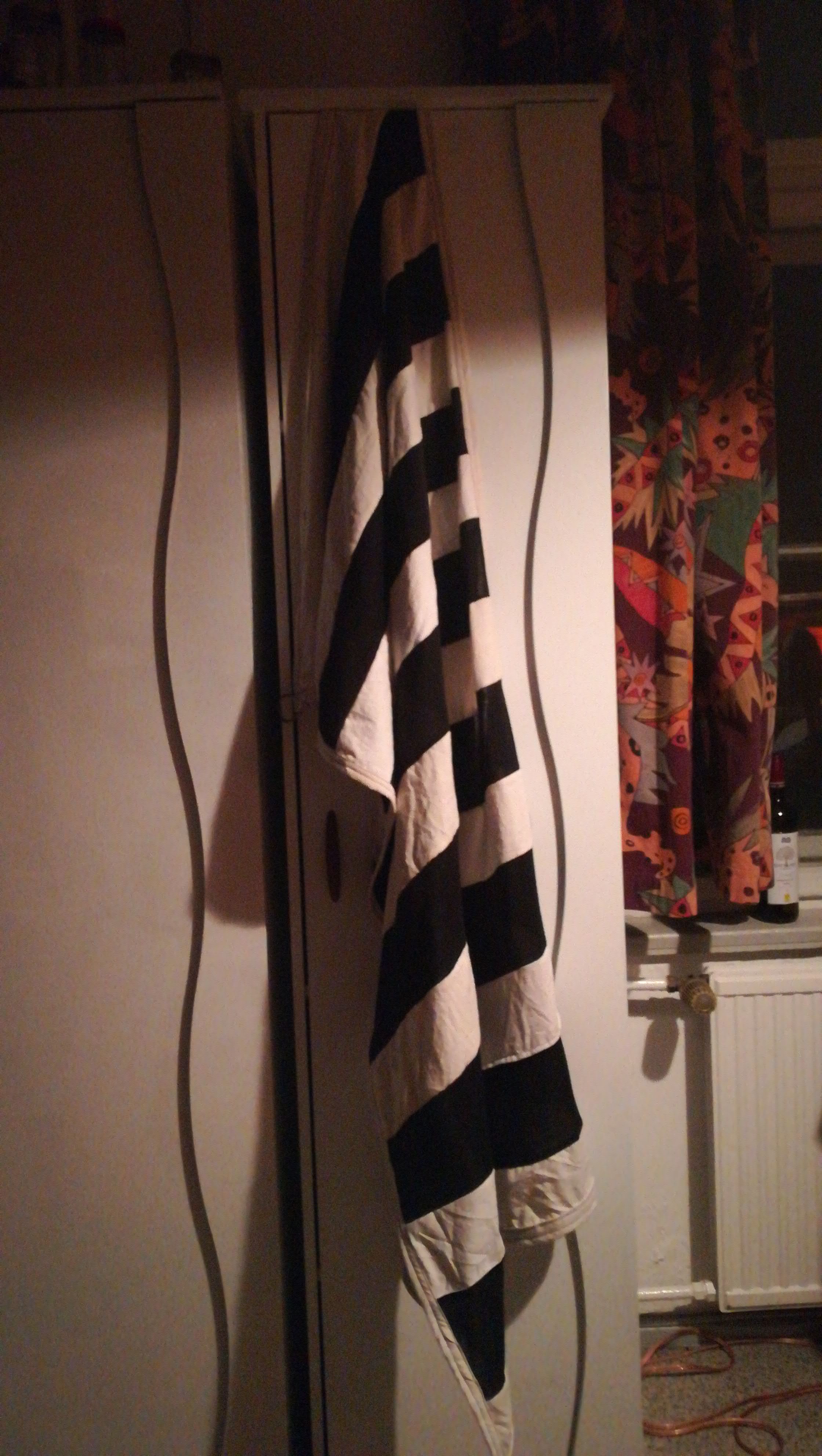 Flagge für die Ausstellung in der Neusätze 17, Lillian Noack