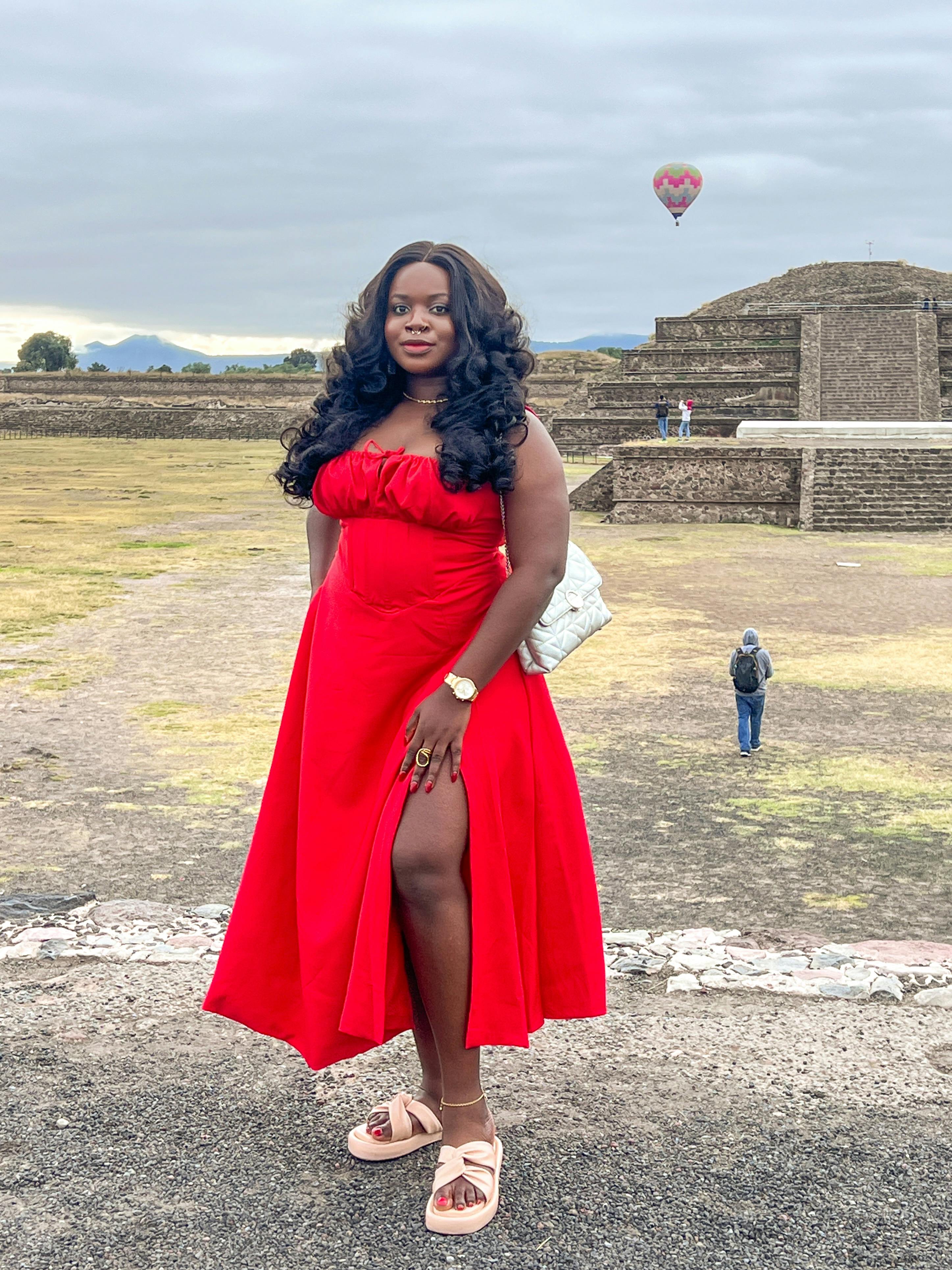 Linda pictured in front of Teotihuacan just outside Mexico City