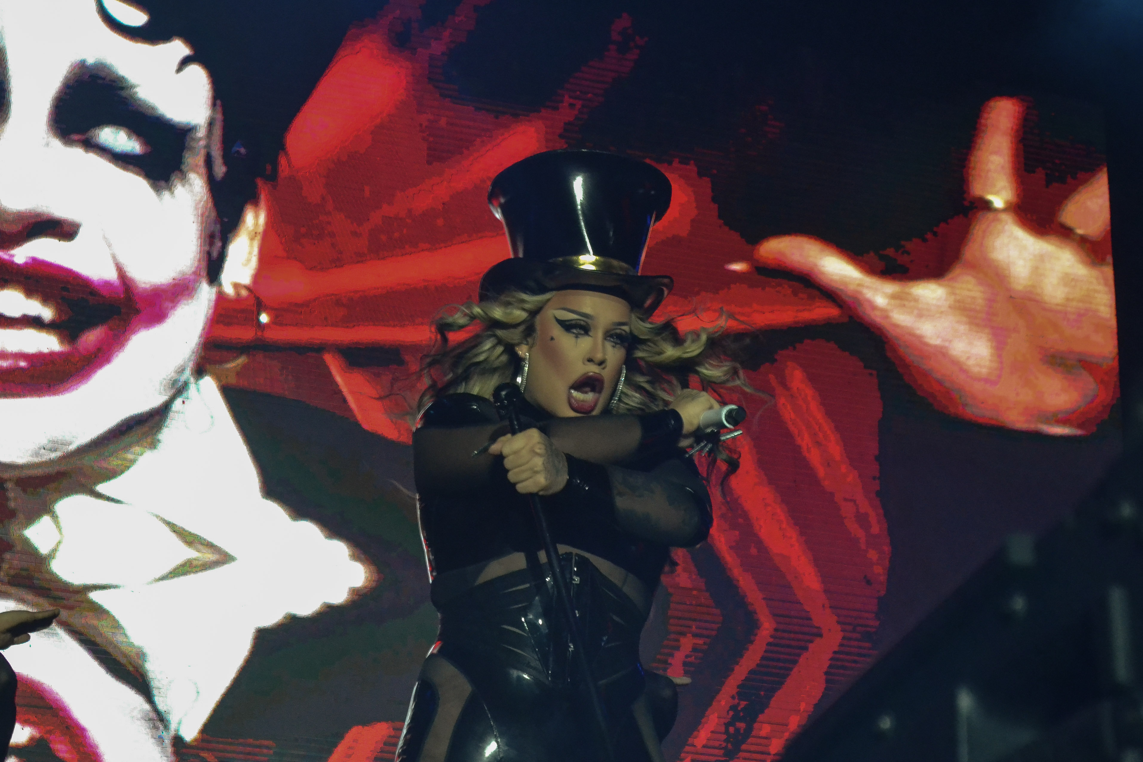 Gloria Groove e seu conceito combinaram perfeitamente com o tema do Encontro das Tribos 