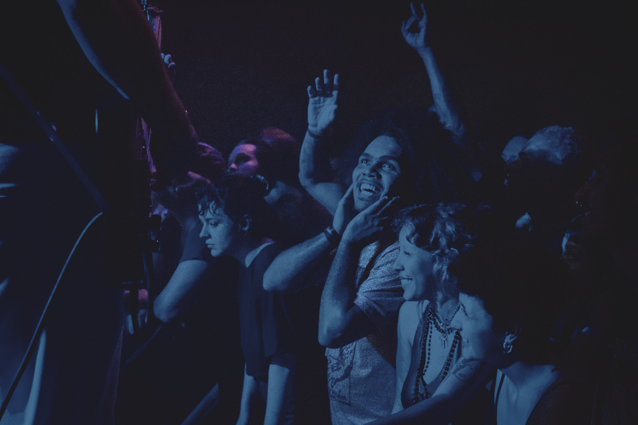 Fãs extasiados com cada segundo do show