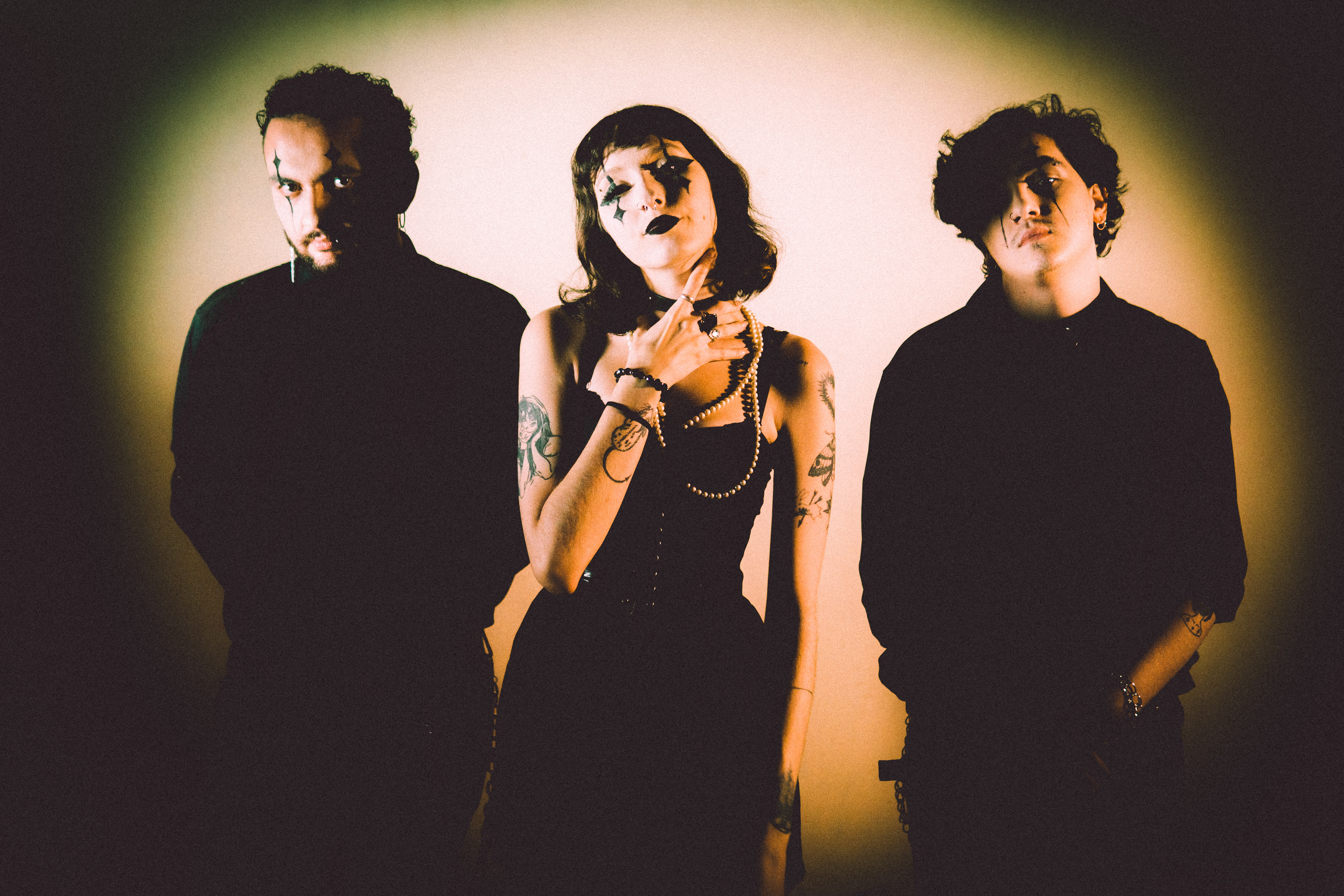 Da esquerda para a direita: Coockie, Luna Vaz e Gus de Bem